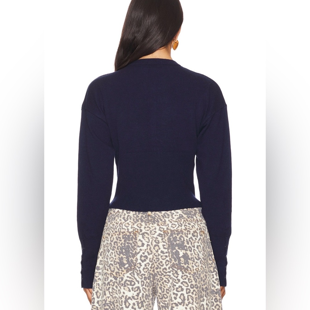 Lioness Sweater - Picture 3 of 3